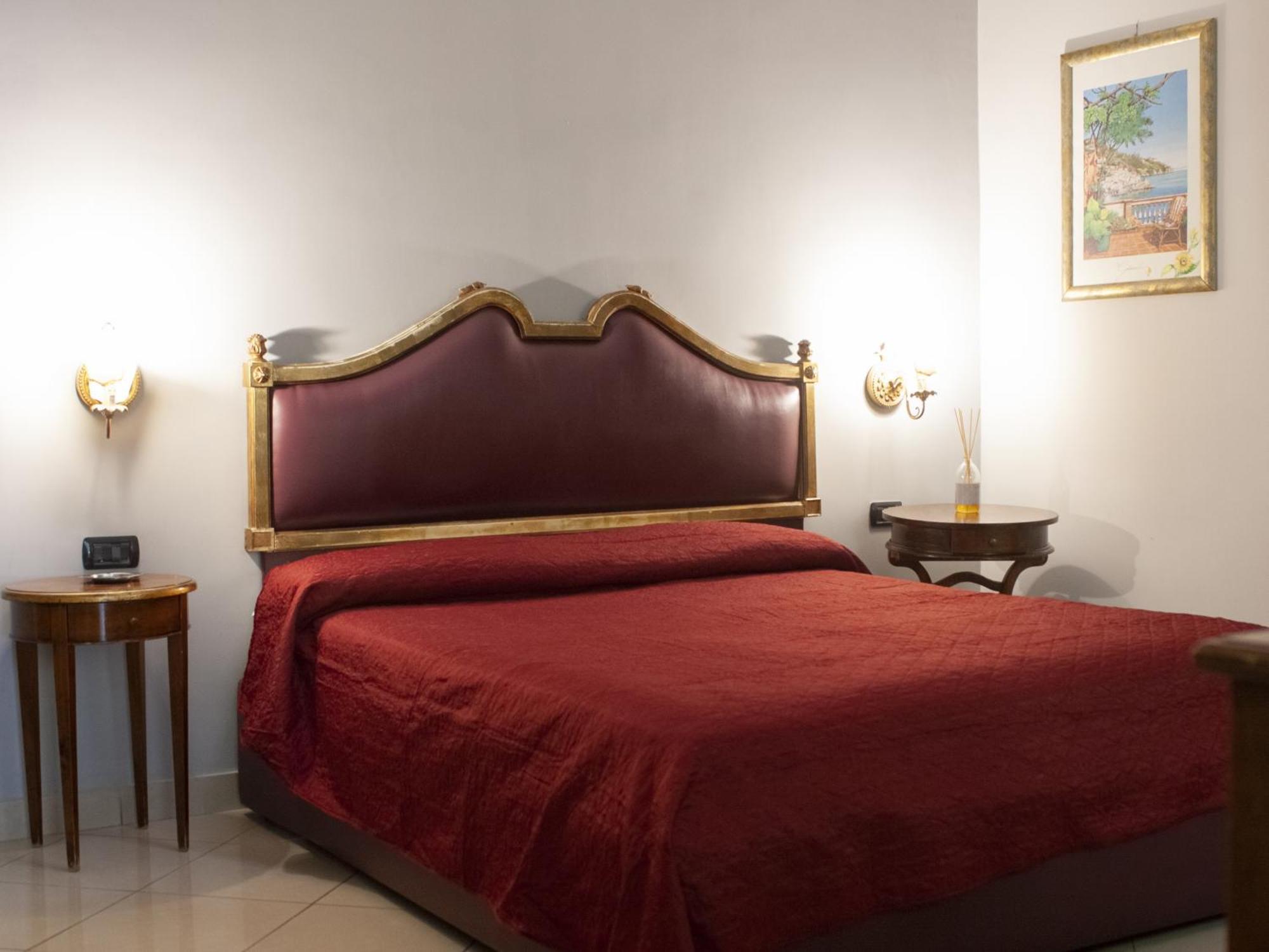 Serena Hotel Neapel